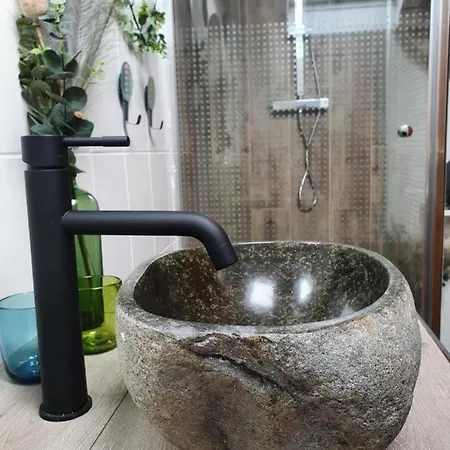 Le Lurçon Et La Lurcette